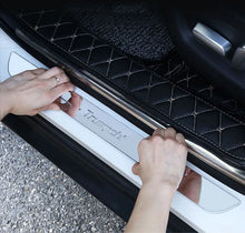 Load image into Gallery viewer, Auto Acrylic Magnetic LED Light Pedal